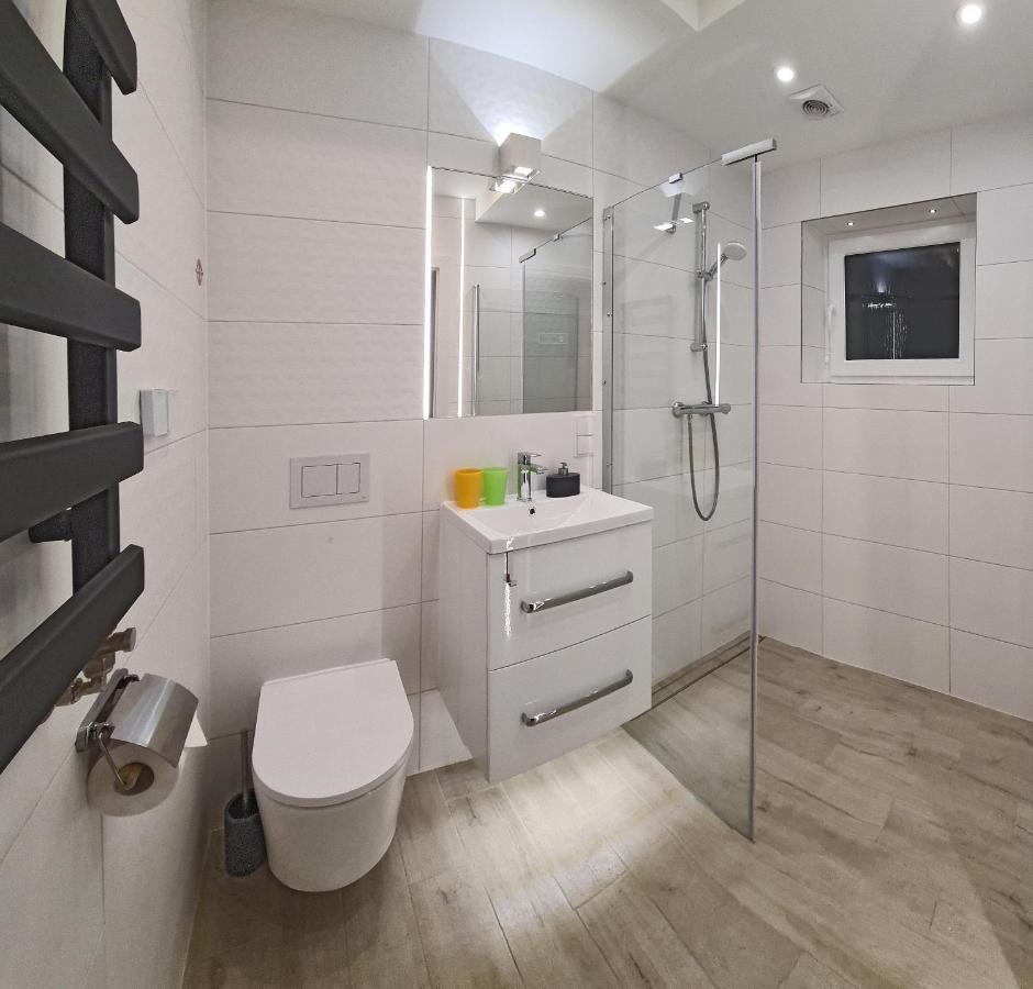 Apartamenty Sjesta River Kudowa-Zdrój Eksteriør billede