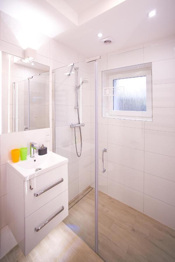 Apartamenty Sjesta River Kudowa-Zdrój Eksteriør billede